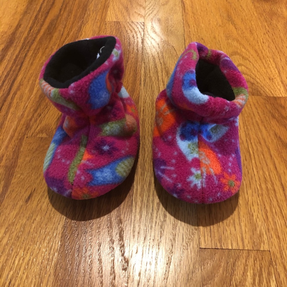 Acorn slippers